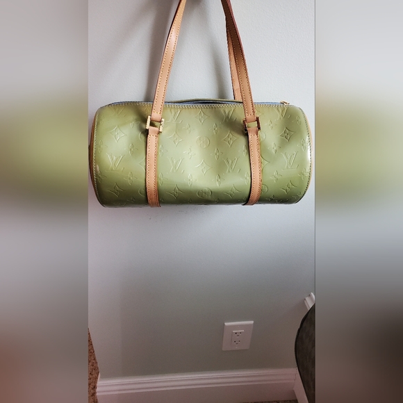 LV green sholder bag - Picture 10 of 11